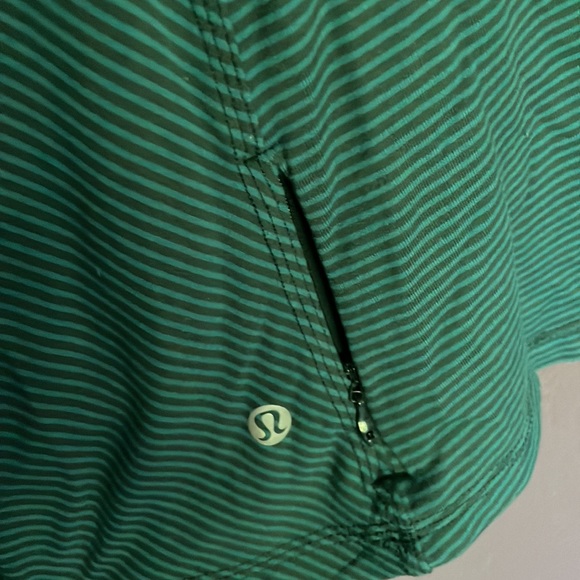 LULULEMON women’s long sleeve Sz 12 - Picture 5 of 6